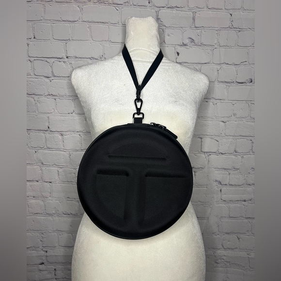 Telfar- The Large Pill Black NWT - Picture 9 of 12